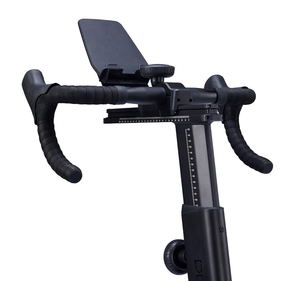 Wattbike PROTON - Vélo d'intérieur avec résistance électromagnétique et connexion bluetooth, avec support de tablette et smartphone intégré et passage de vitesses au guidon