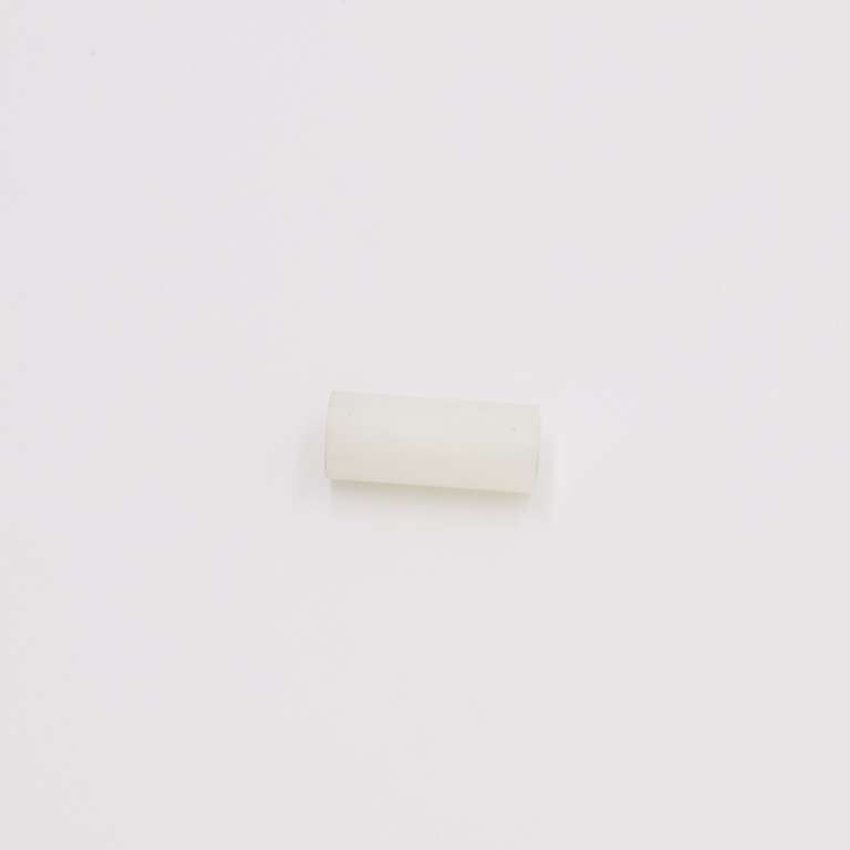 spacer pour centrer la poulie fixe sur son axe ("idler")